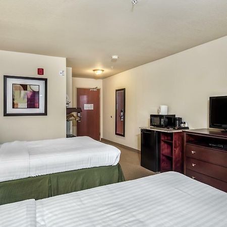 Cobblestone Inn & Suites - Vinton, Ia Bagian luar foto