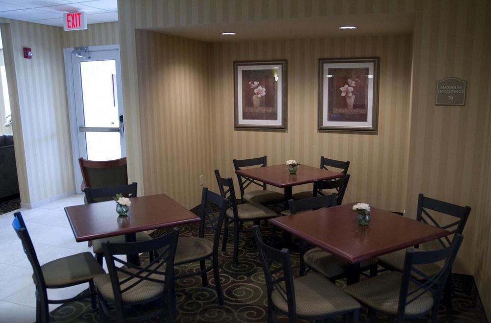 Cobblestone Inn & Suites - Vinton, Ia Bagian luar foto