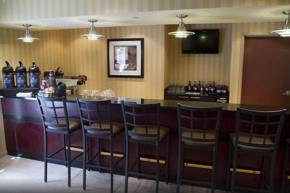 Cobblestone Inn & Suites - Vinton, Ia Bagian luar foto