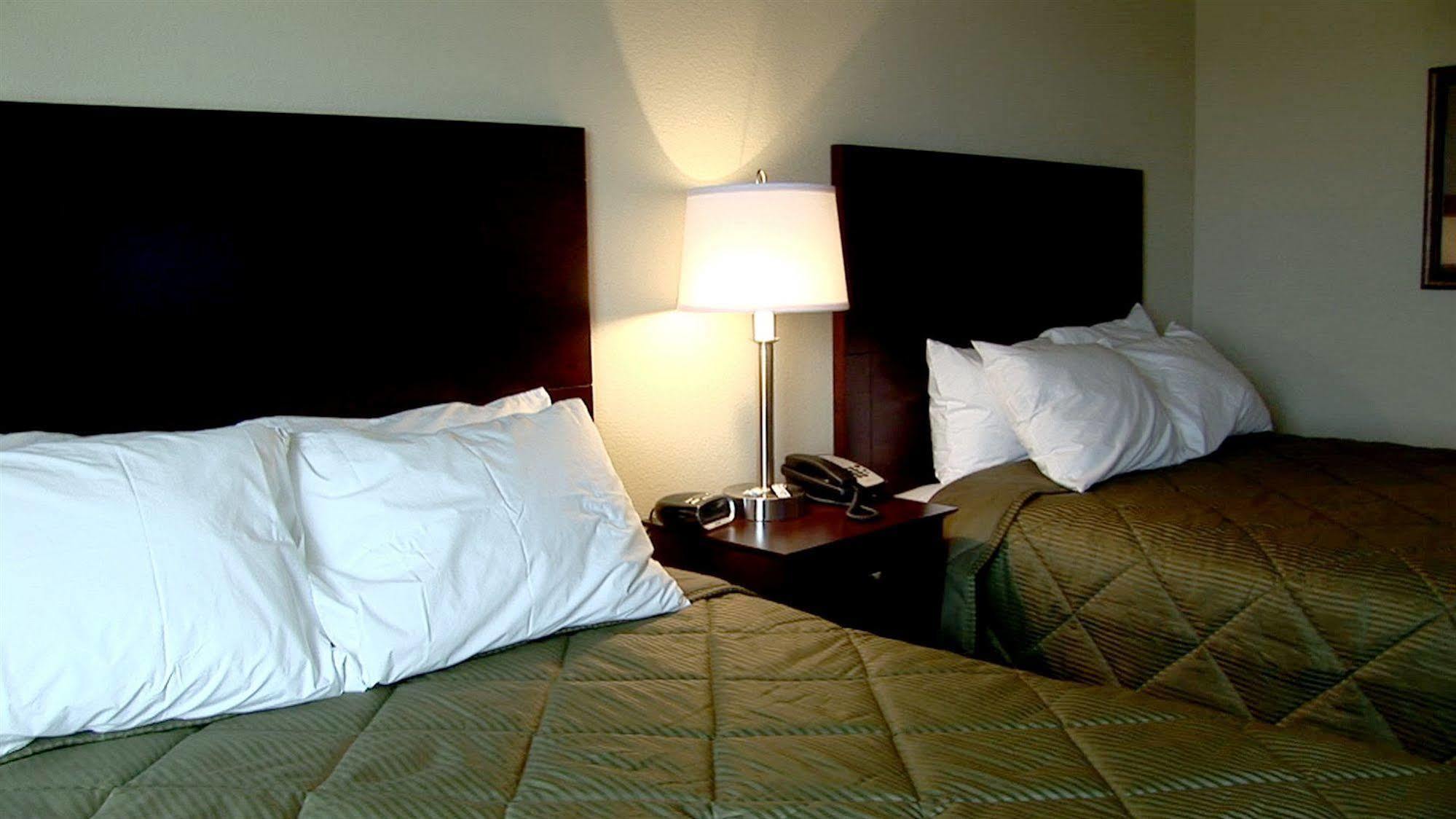 Cobblestone Inn & Suites - Vinton, Ia Ruang foto
