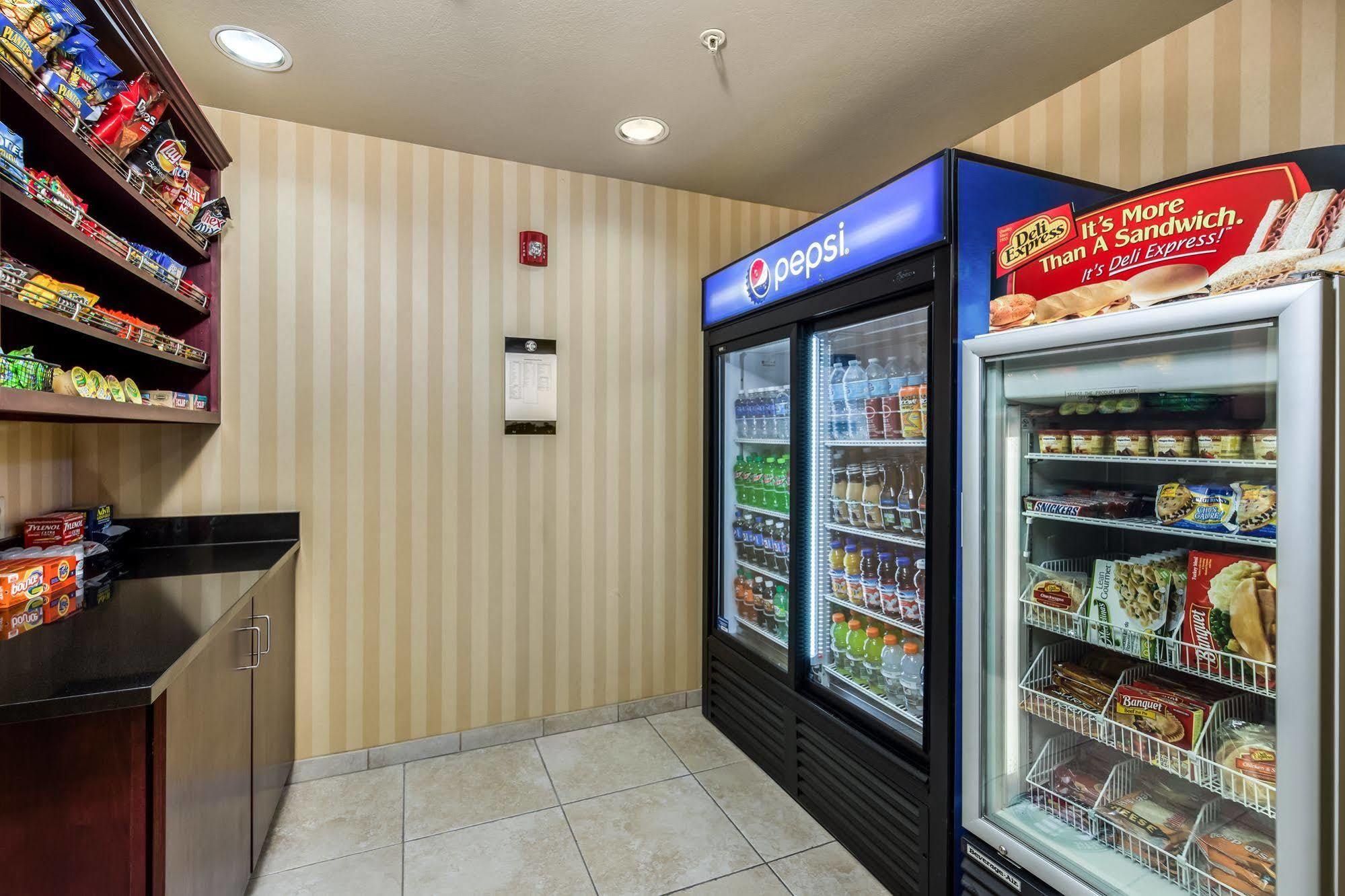 Cobblestone Inn & Suites - Vinton, Ia Bagian luar foto